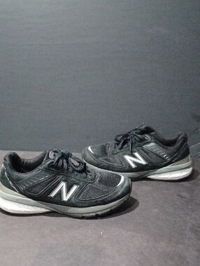 New Balance 990v5 Womens Runnig Shoes Sz 8 Made In USA Pre-owned